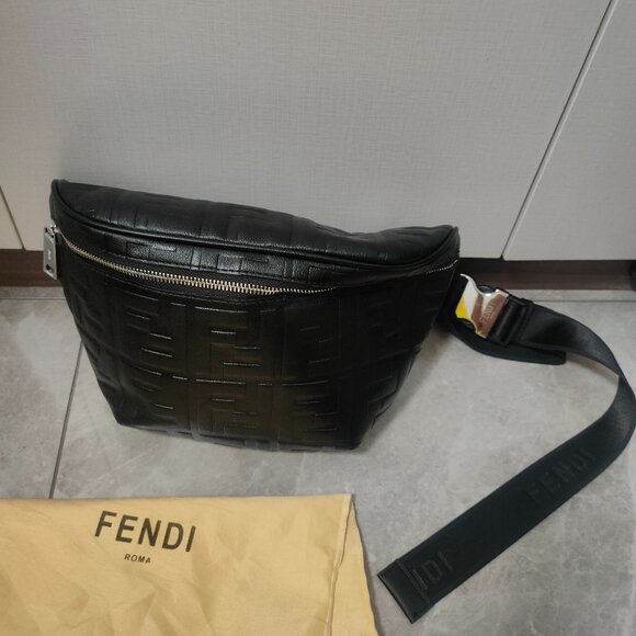 Fendi Black Embossed Waist Bag - Picture 1 of 12
